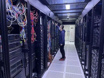 机房空调怎样举行监控？？